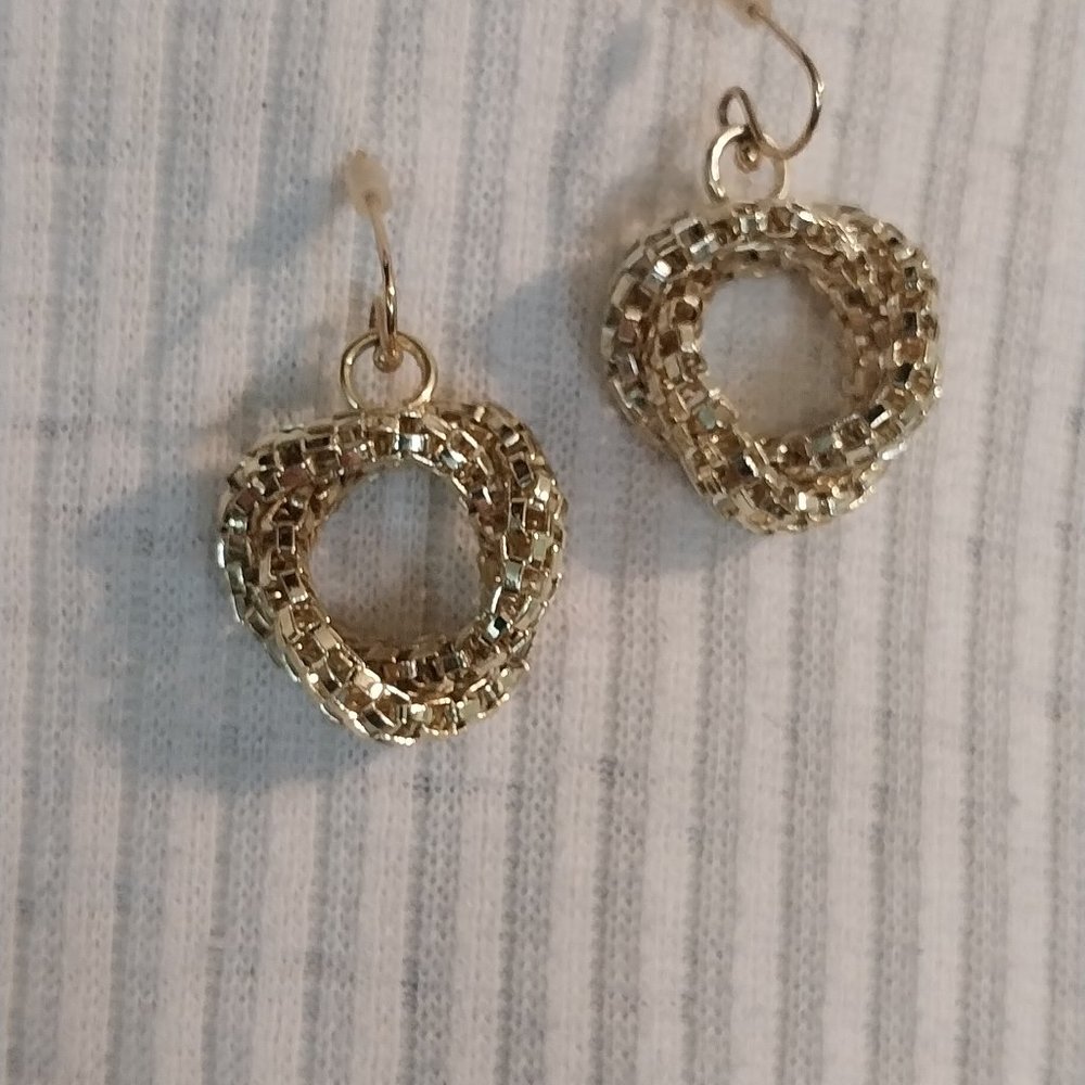 2956 Two Necklace with Earrings Lot - Picture 2 of 12